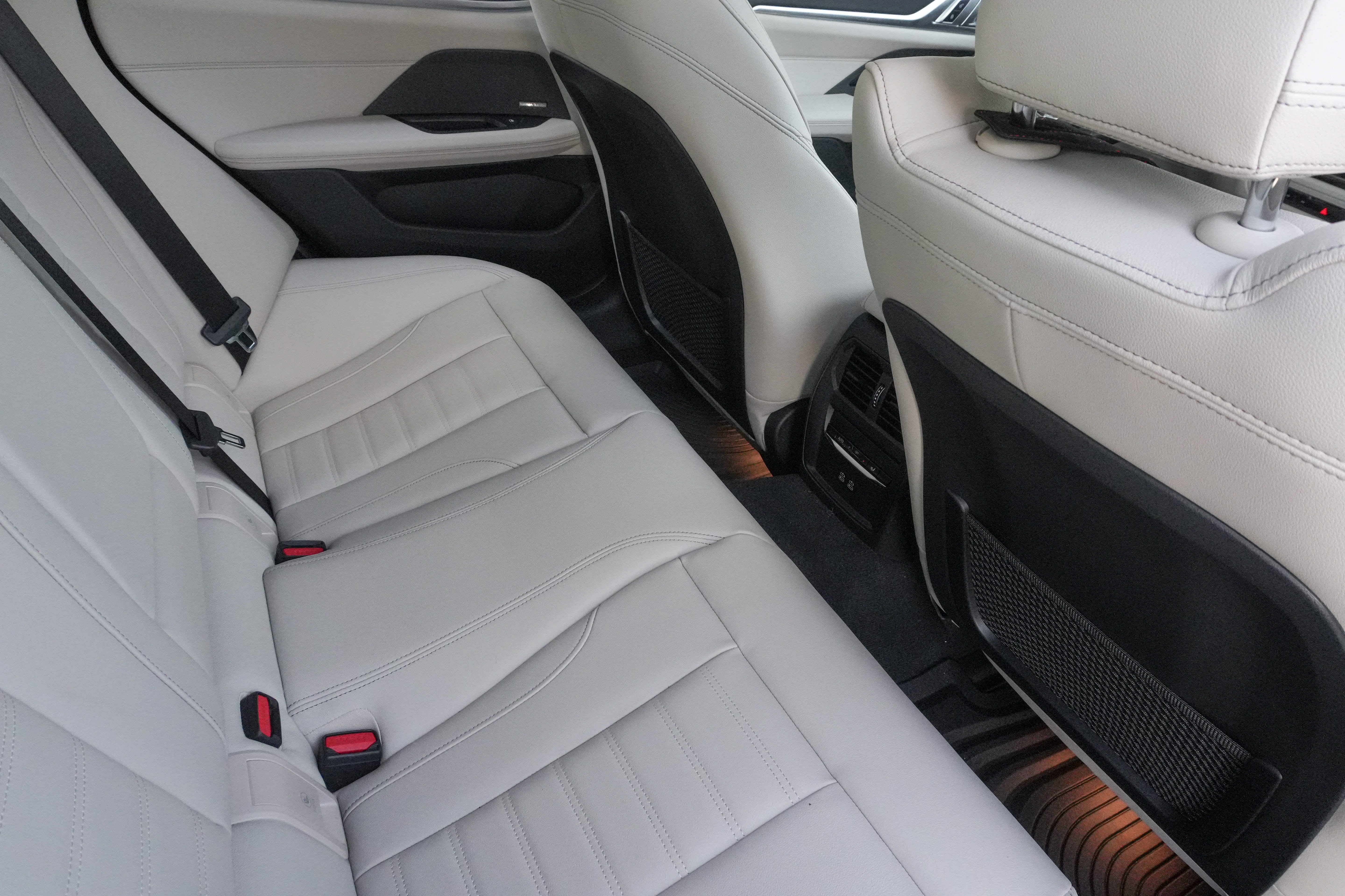 Used 2024 BMW i4 M50 AWD/4WD image 39