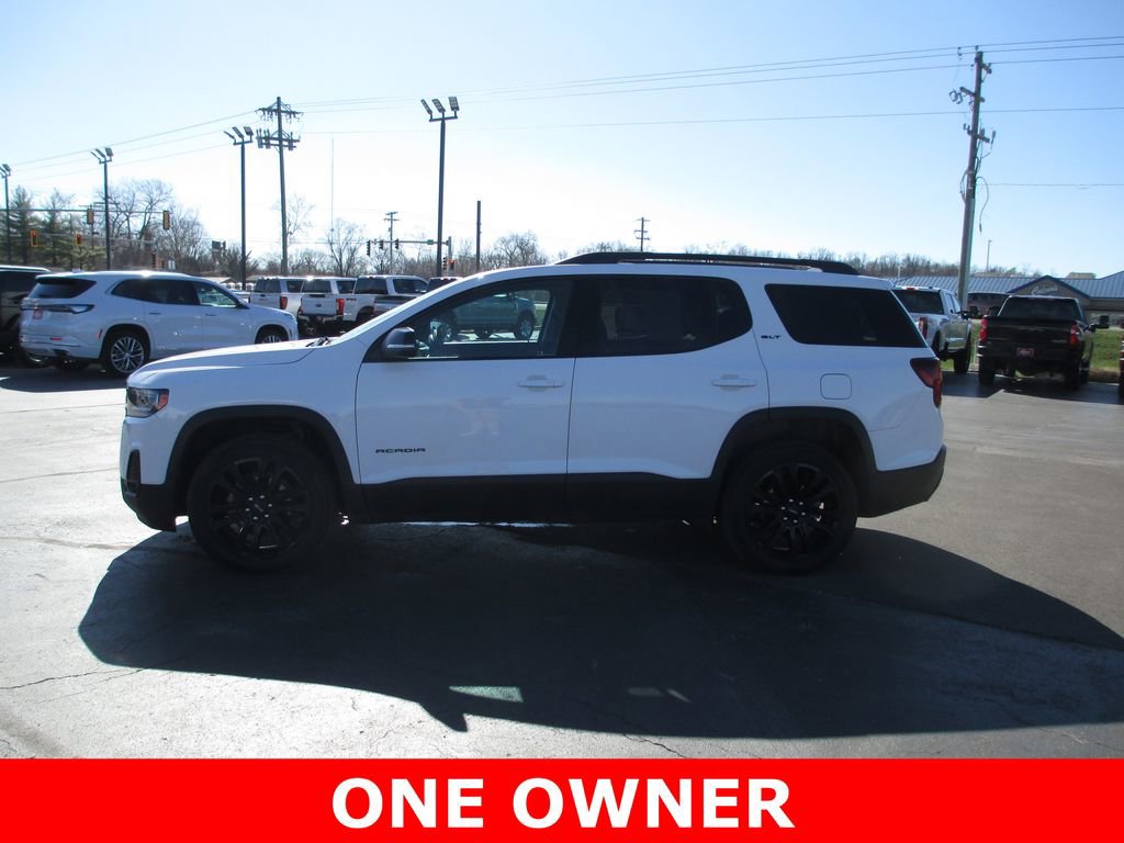 Used 2023 GMC Acadia SLT w/ Elevation Edition image 8