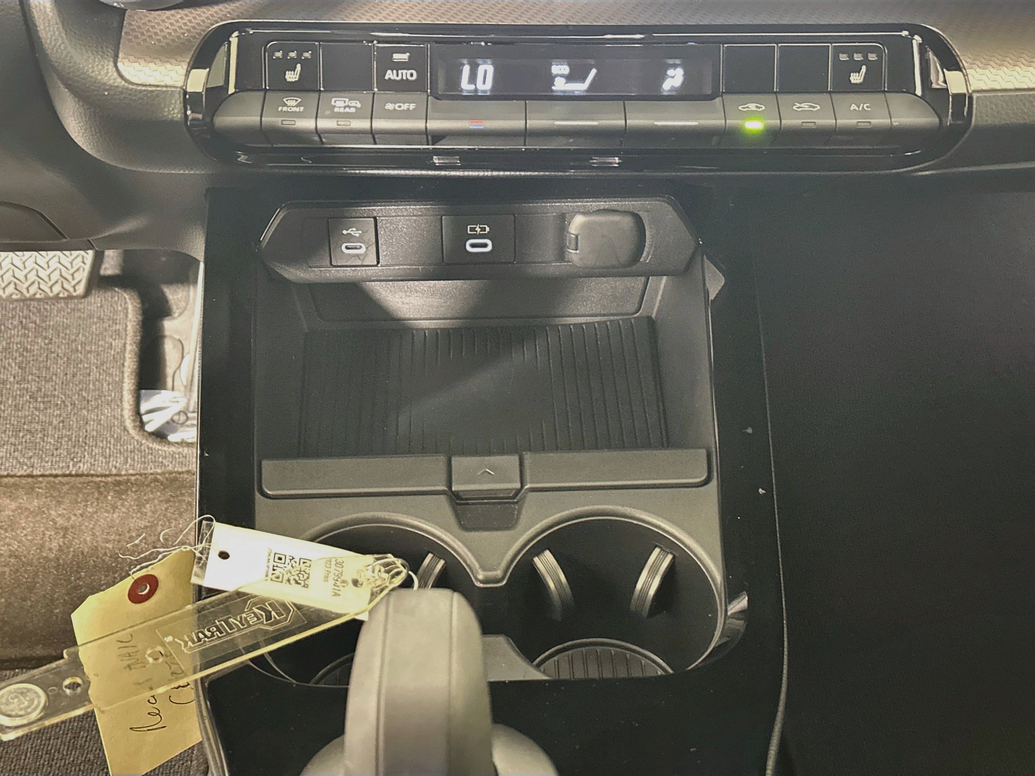 Certified 2023 Toyota Prius XLE FWD image 23