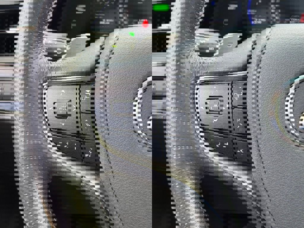 Certified 2024 Lexus ES 300h F Sport image 31