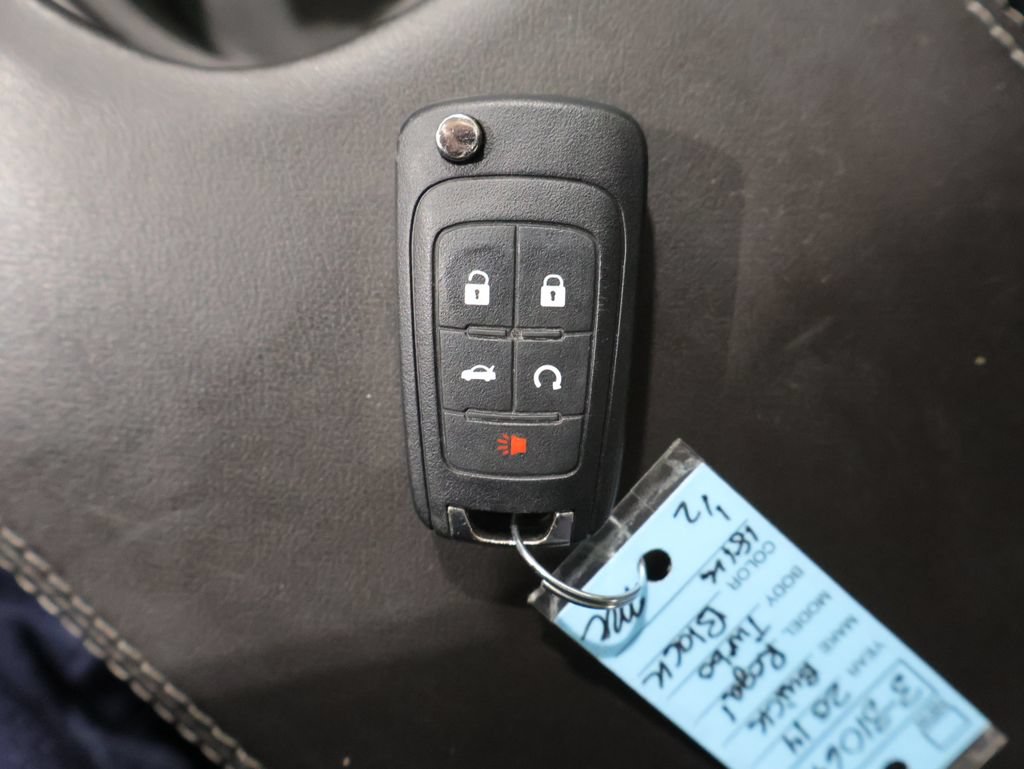 Used 2014 Buick Regal Premium FWD image 25