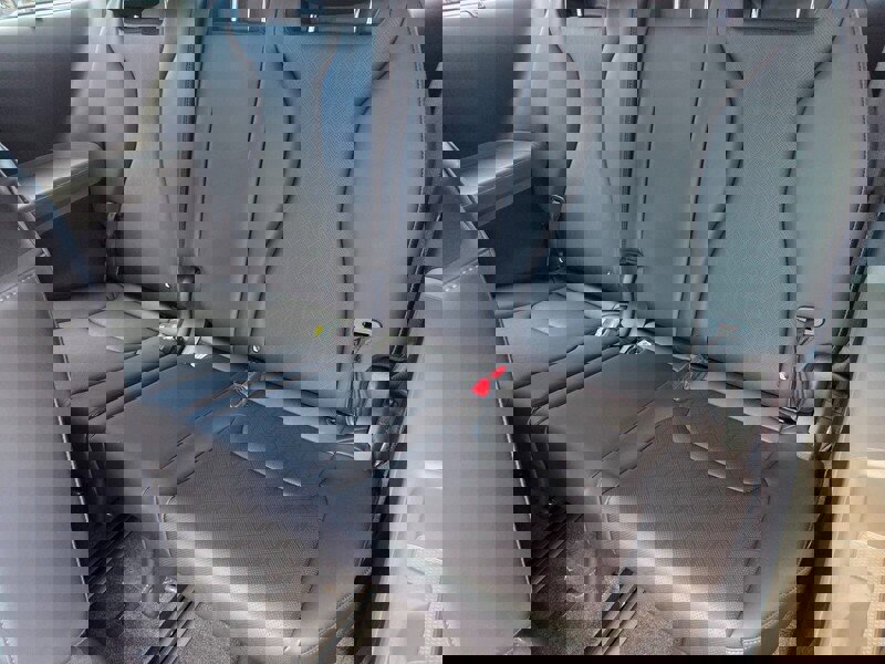 New 2026 Kia Carnival SX image 9