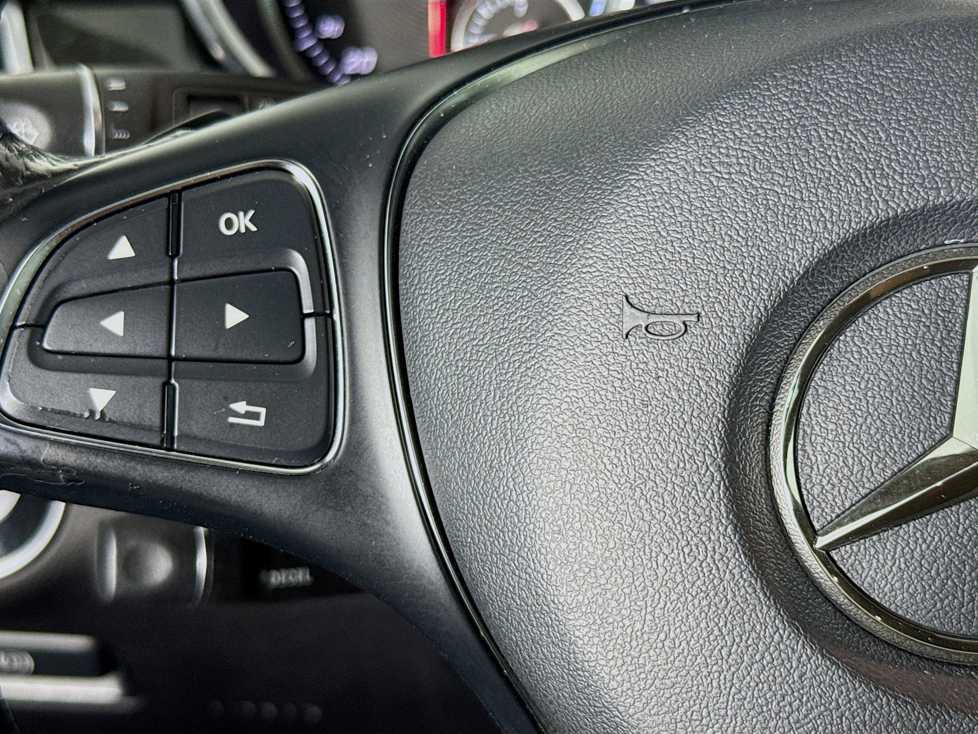 Used 2018 Mercedes-Benz GLE 350 4MATIC image 13