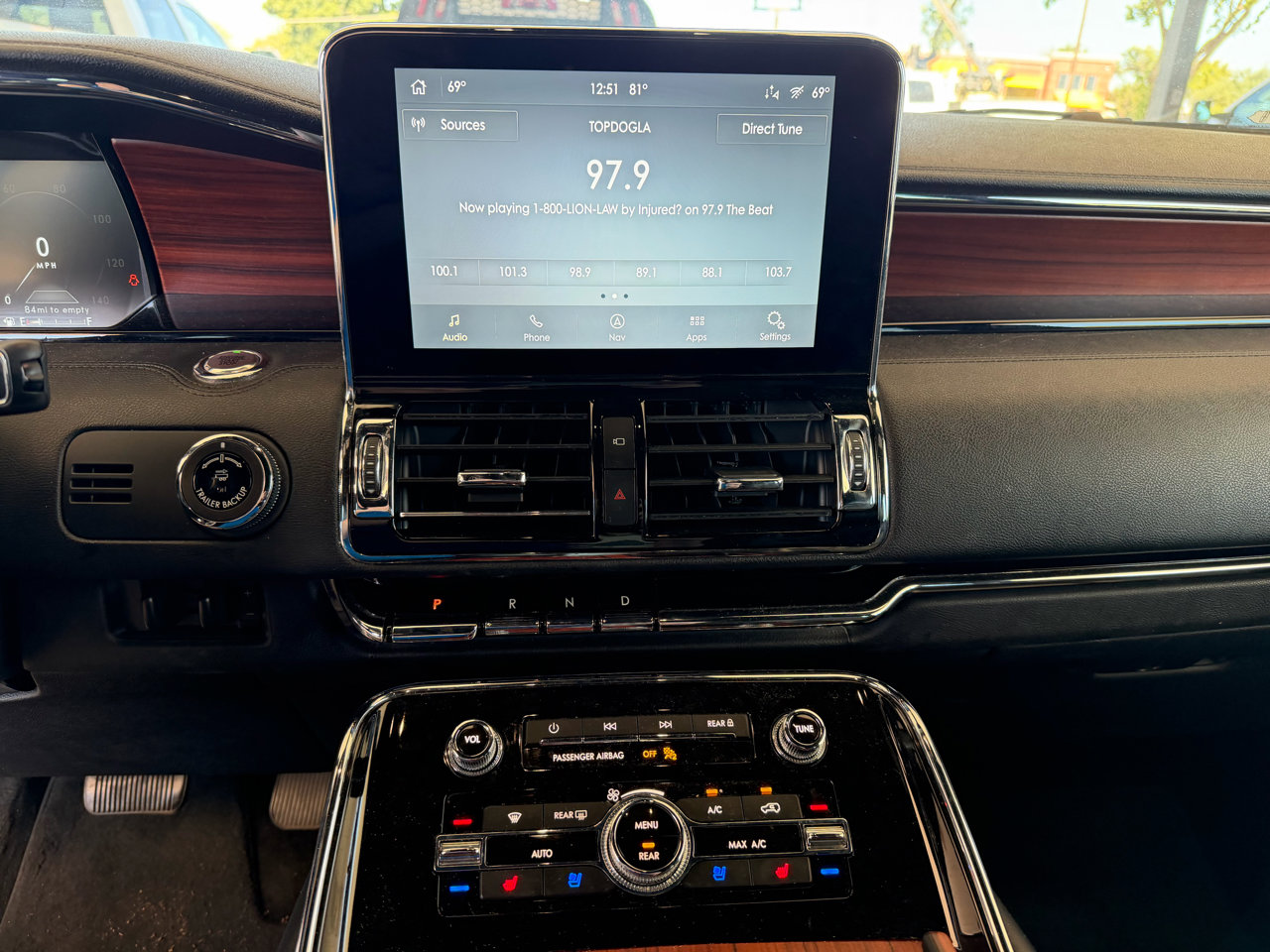 Used 2020 Lincoln Navigator Reserve w/ Luxury Package image 24