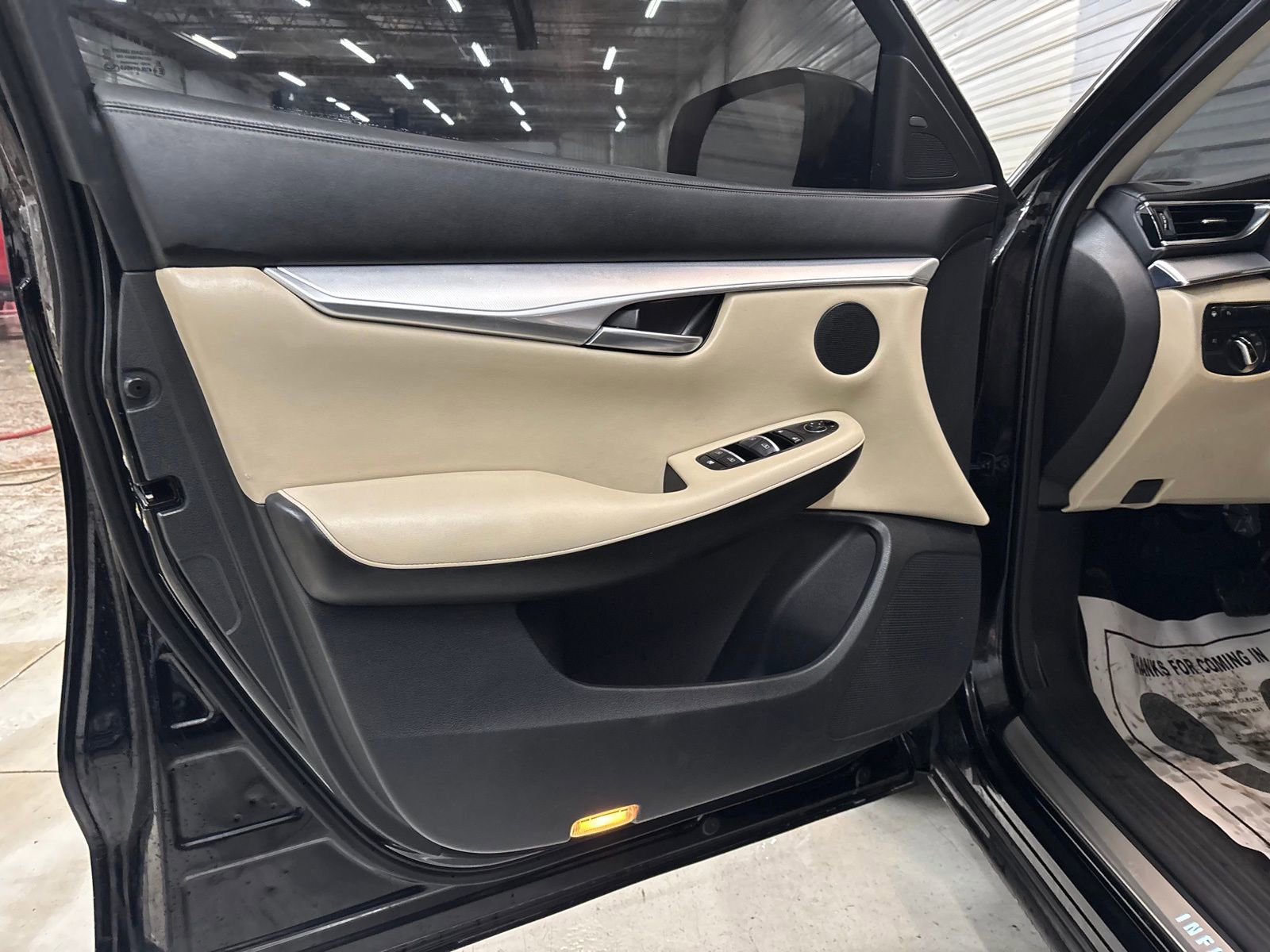 Used 2021 INFINITI QX50 Luxe image 11