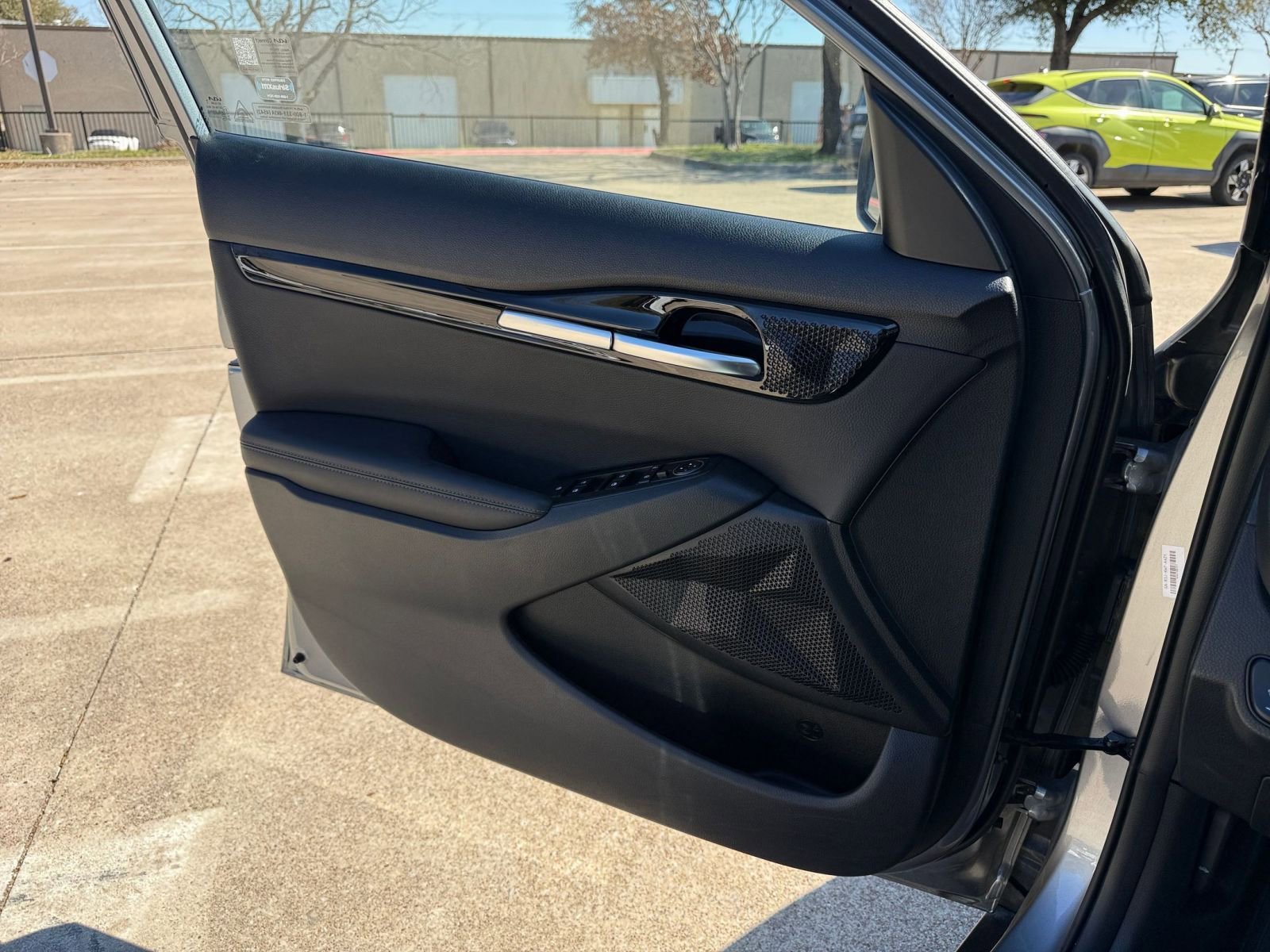 Used 2025 Kia Seltos S image 18