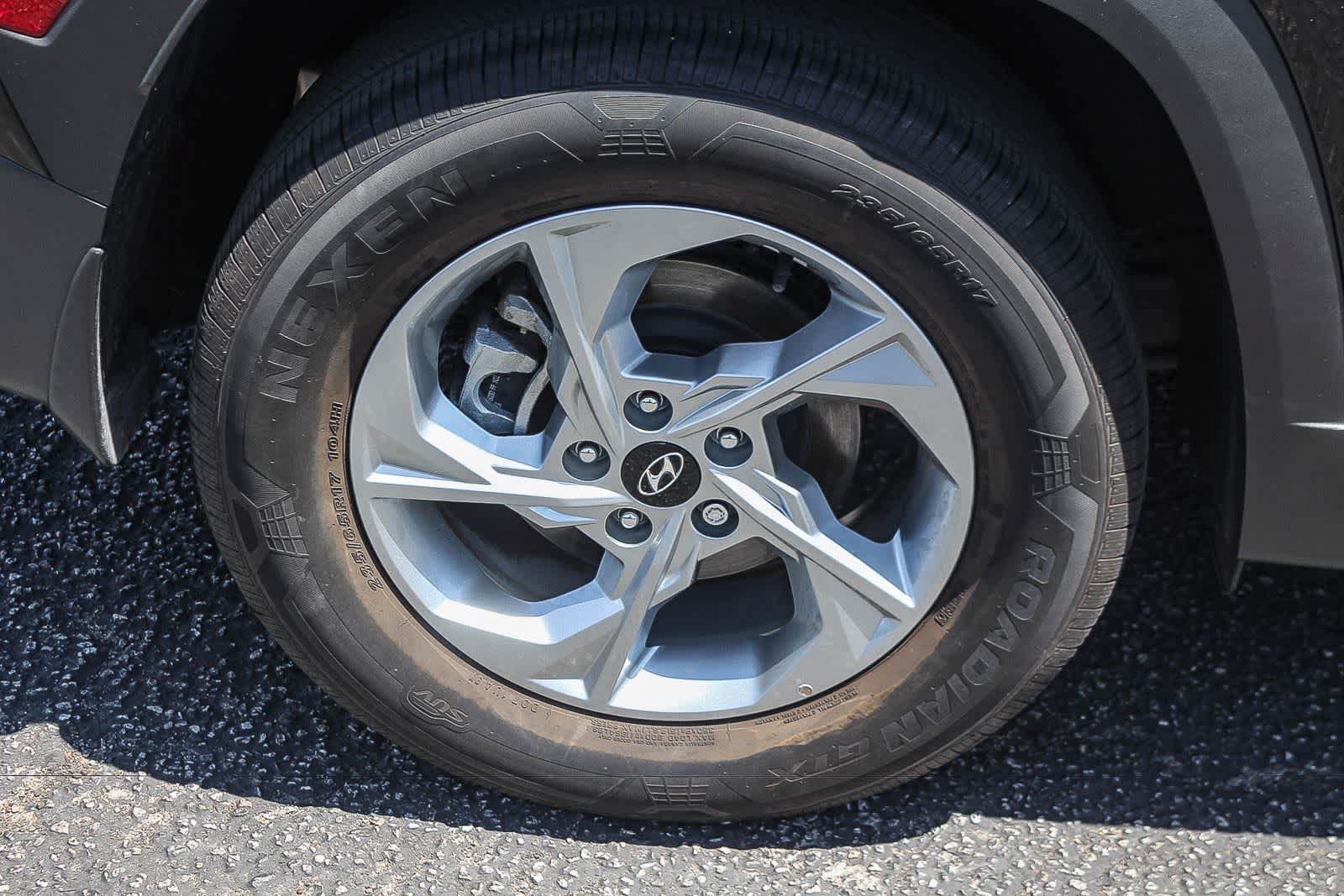 Certified 2023 Hyundai Tucson SEL AWD/4WD image 11