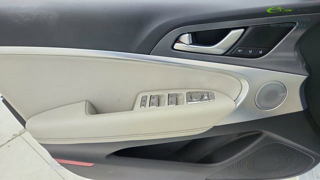 Used 2025 Genesis G70 3.3T Advanced AWD/4WD image 36