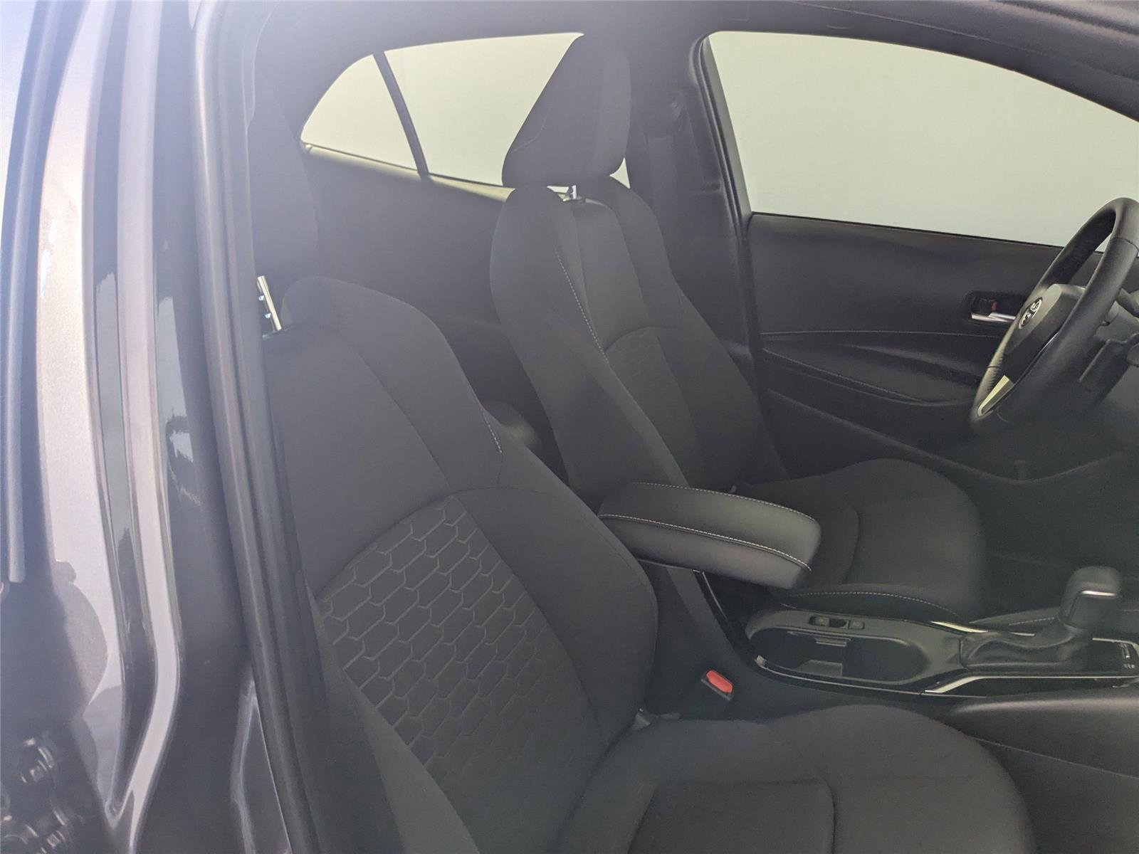 Certified 2025 Toyota Corolla SE image 26