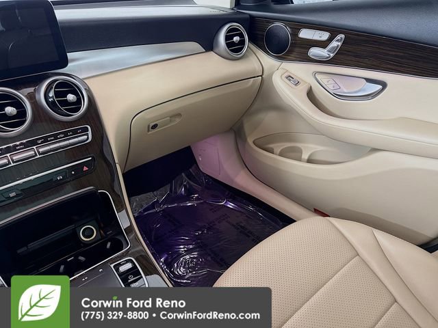 Used 2021 Mercedes-Benz GLC 300 4MATIC image 23