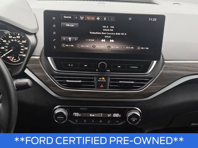 Used 2025 Nissan Altima 2.5 SV w/ SV Special Edition Package FWD image 17