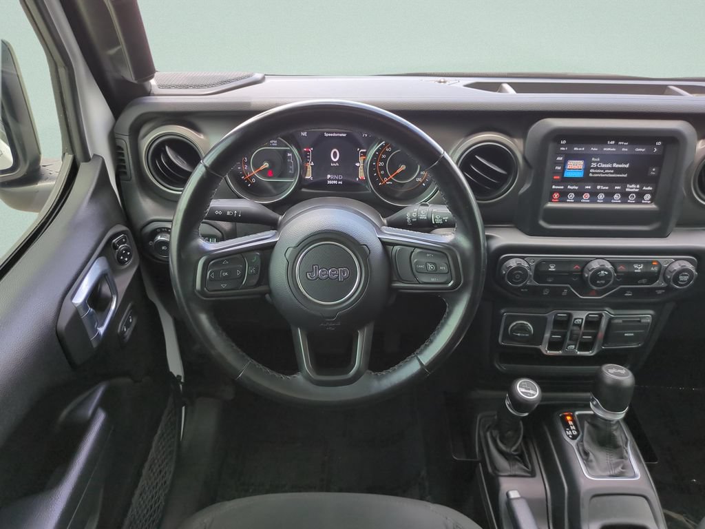 Used 2021 Jeep Wrangler Unlimited Sport AWD/4WD image 13