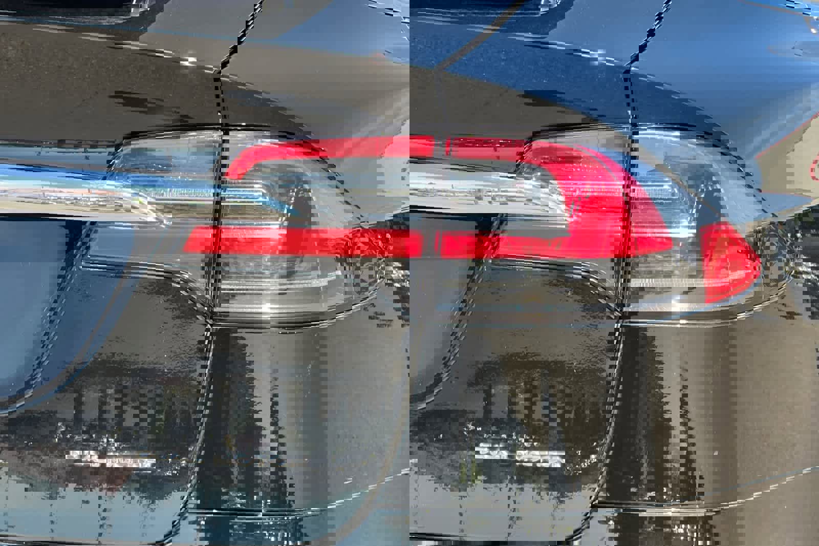 Used 2019 Tesla Model X Long Range image 31