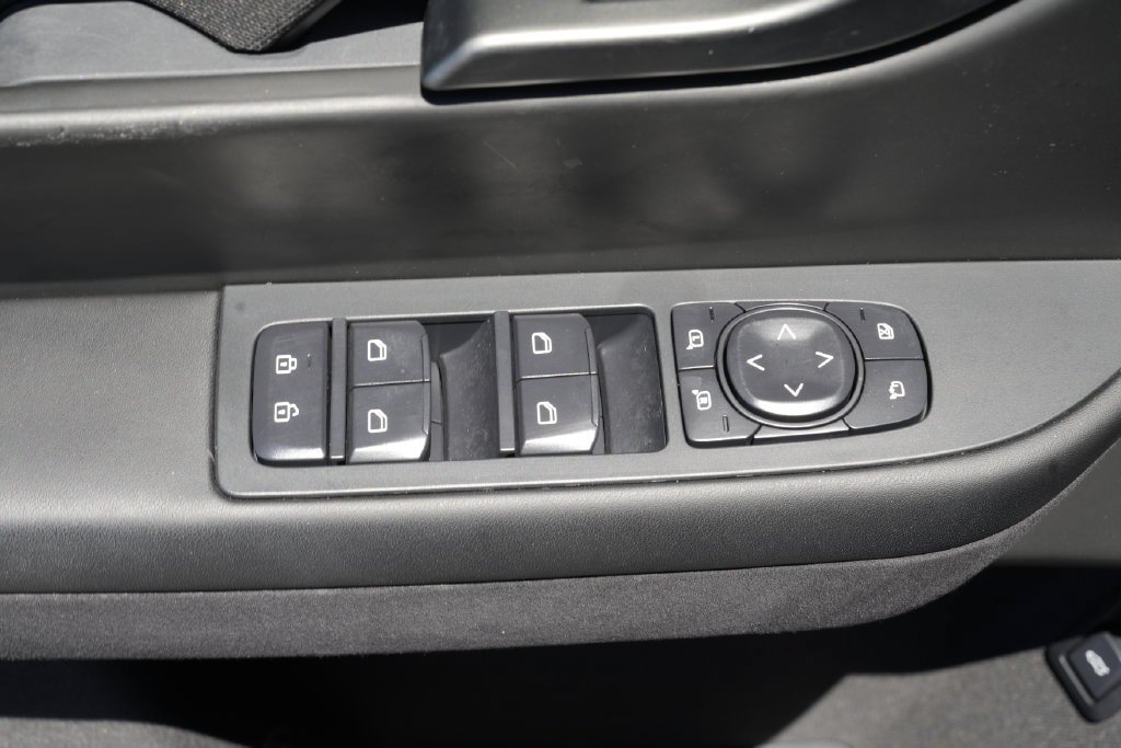 Used 2023 Fisker Ocean Extreme AWD/4WD image 20