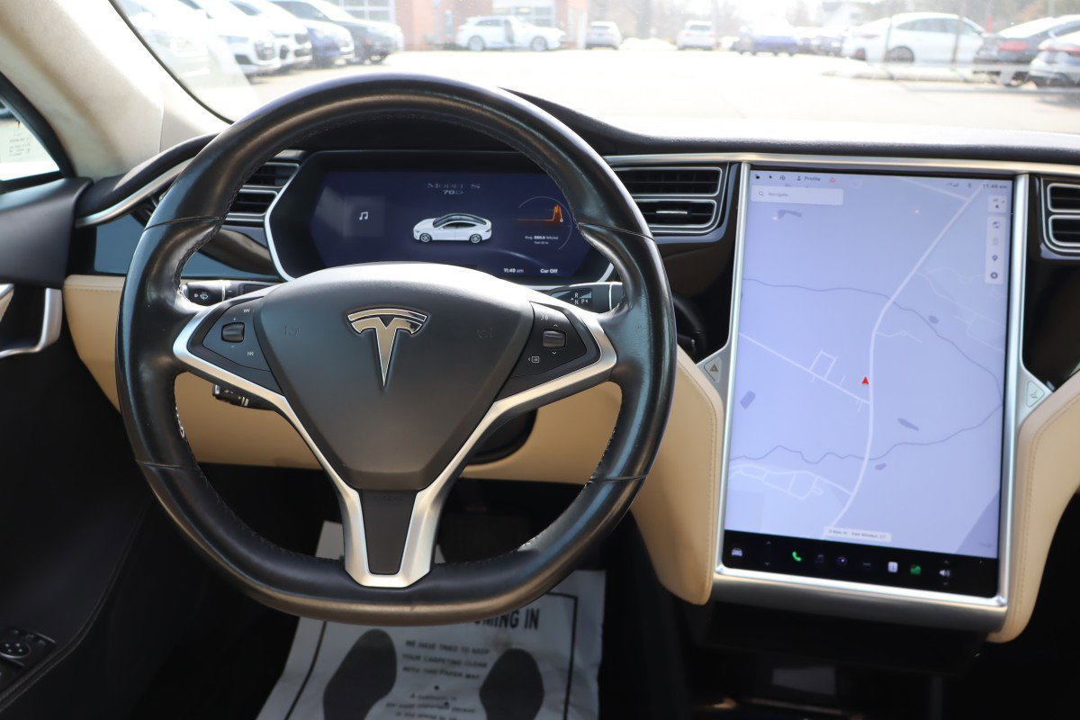 Used 2016 Tesla Model S 70D AWD/4WD image 11
