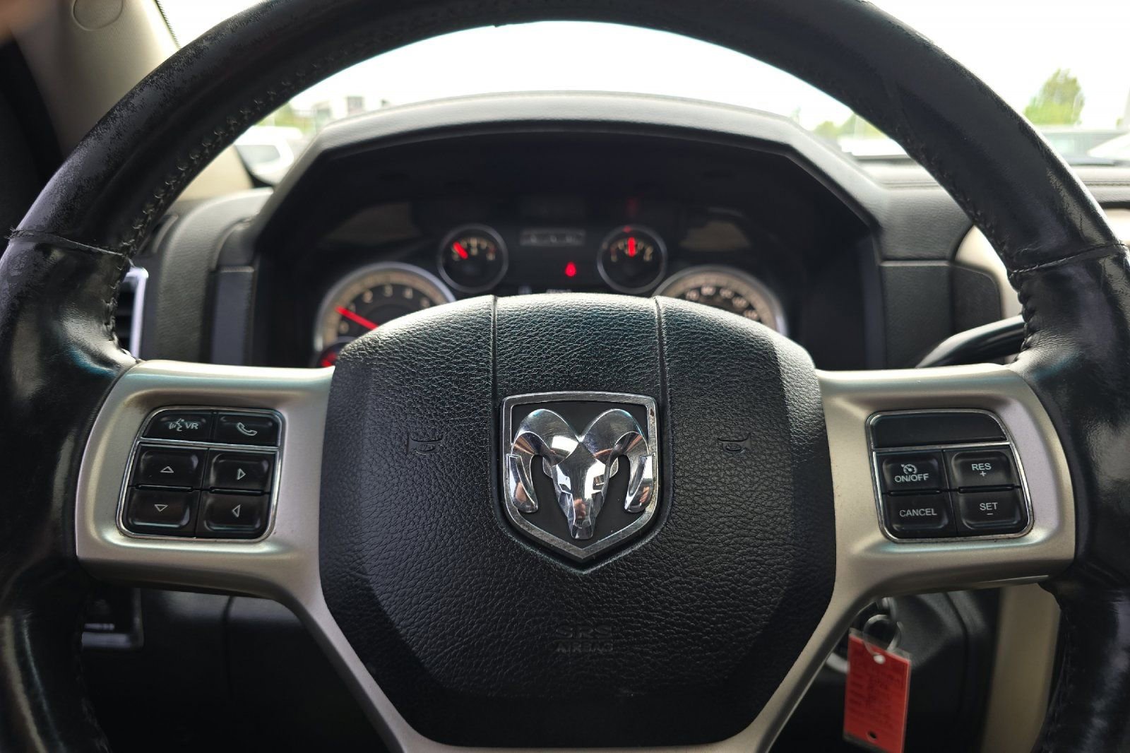 Used 2014 RAM 3500 Laramie AWD/4WD image 21