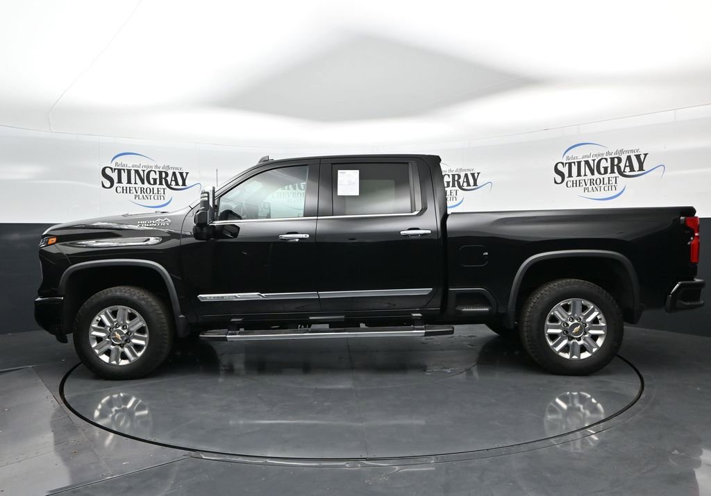 Used 2024 Chevrolet Silverado 2500 High Country w/ High Country Premium Package image 8