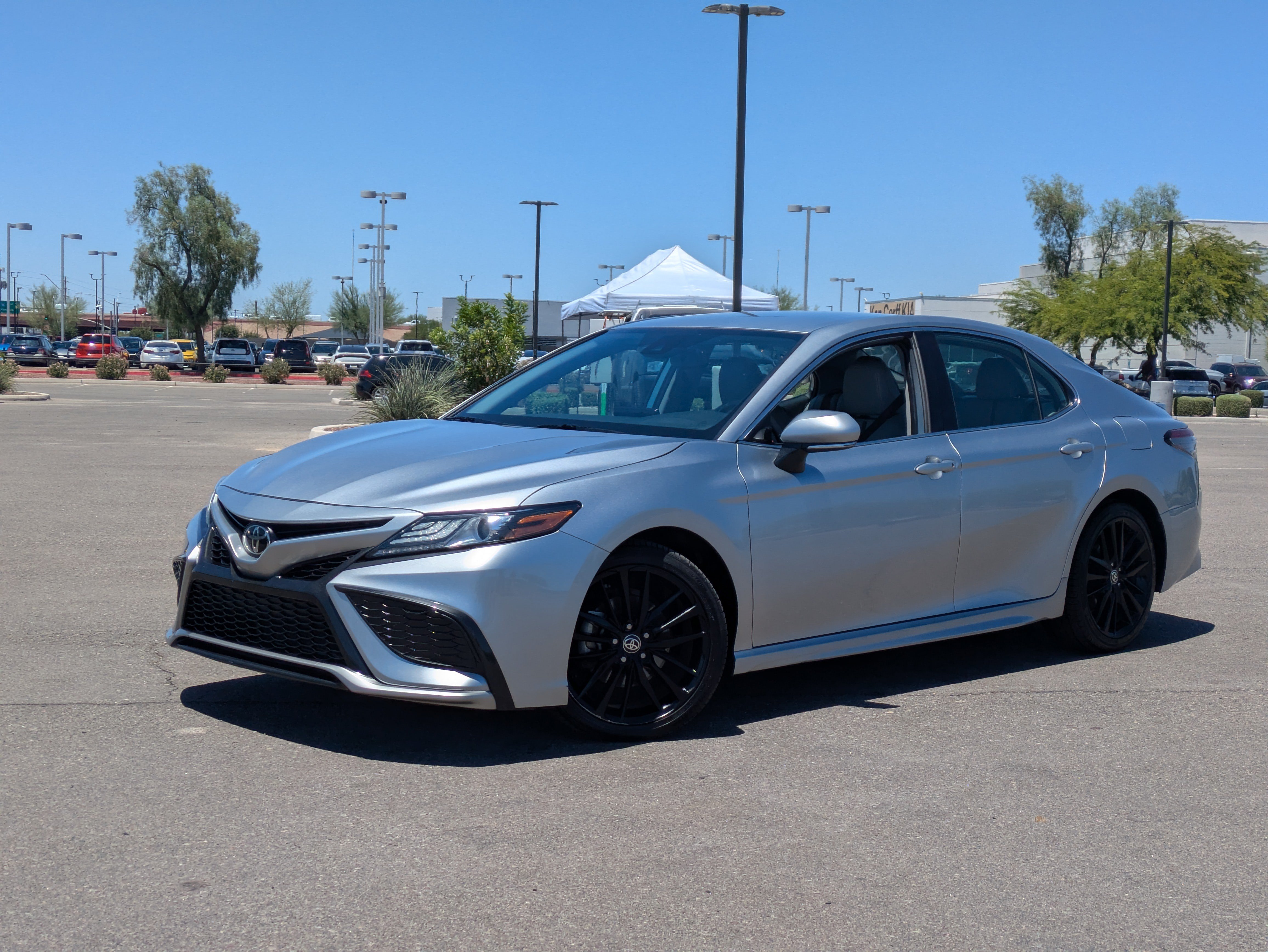 Used 2024 Toyota Camry XSE FWD image 31