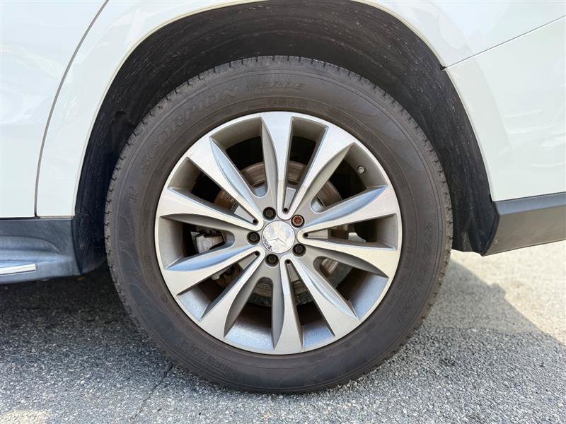 Used 2015 Mercedes-Benz GL 450 4MATIC image 13