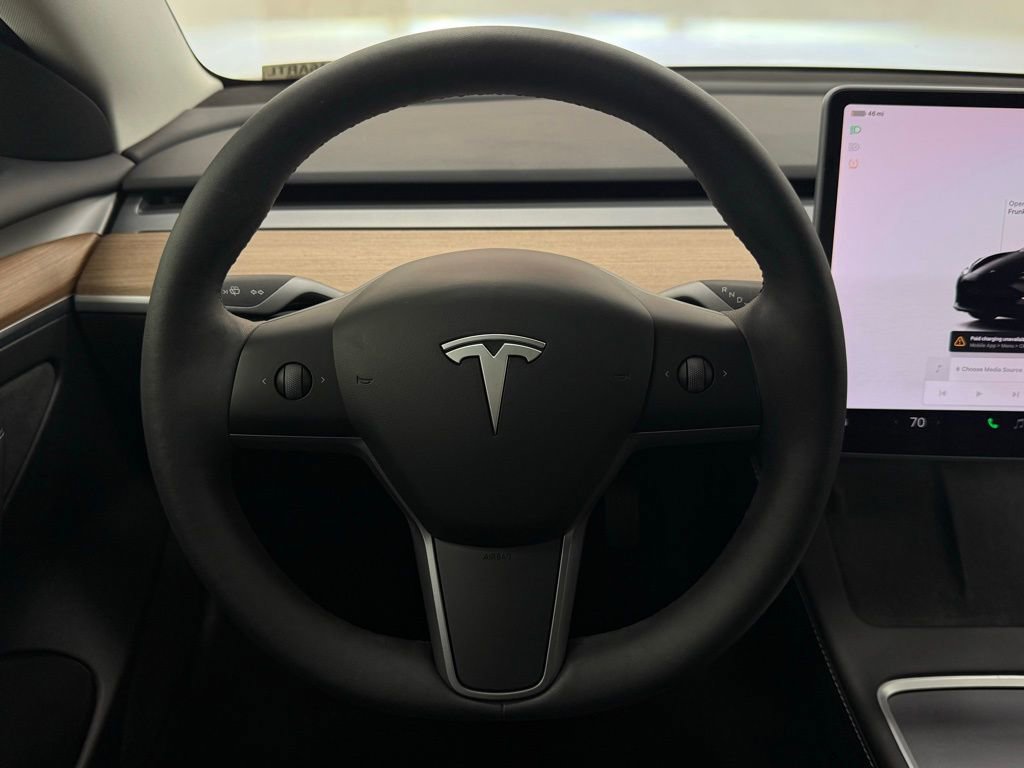 Used 2023 Tesla Model 3 Standard Range image 16