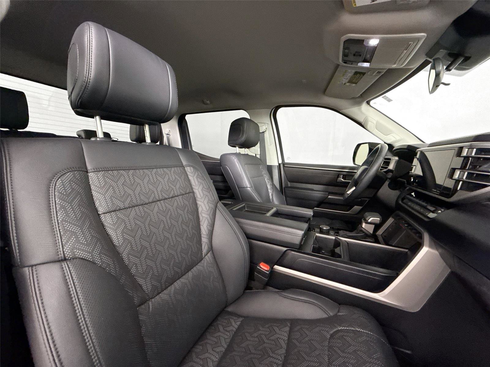 Used 2024 Toyota Tundra SR5 w/ SR5 Premium Package image 40