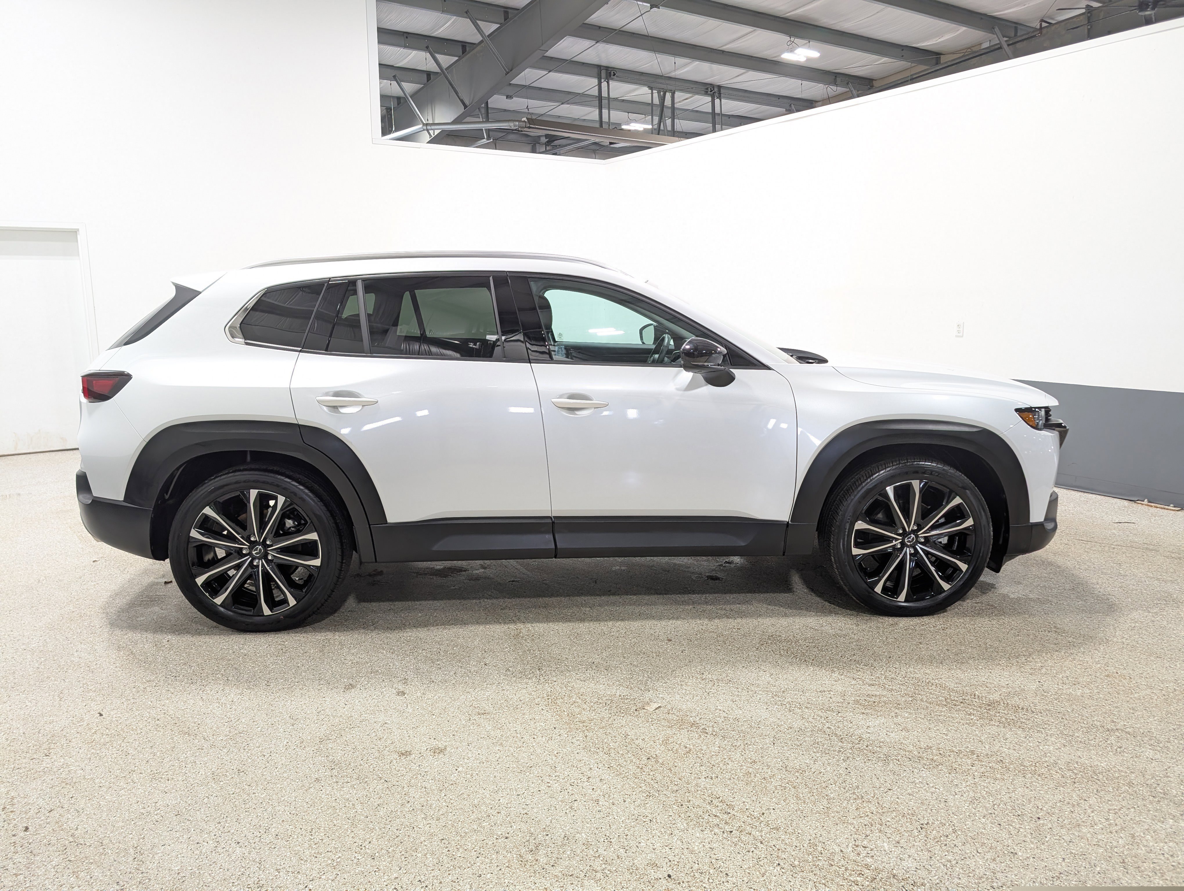 Used 2023 MAZDA CX-50 2.5 Turbo w/ Premium Plus Pkg AWD/4WD image 2