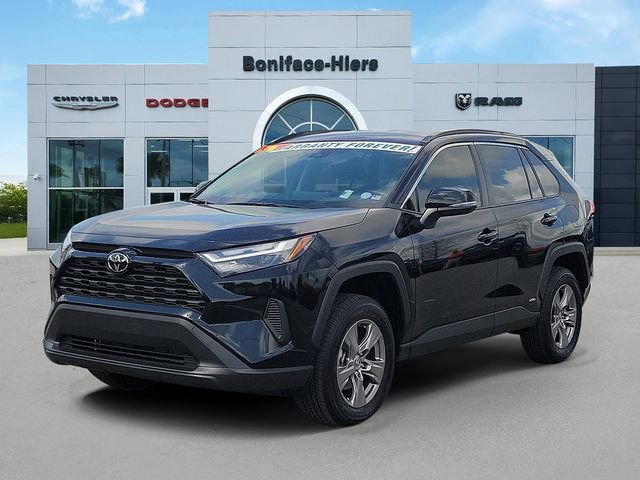 Used 2025 Toyota RAV4 LE image 3