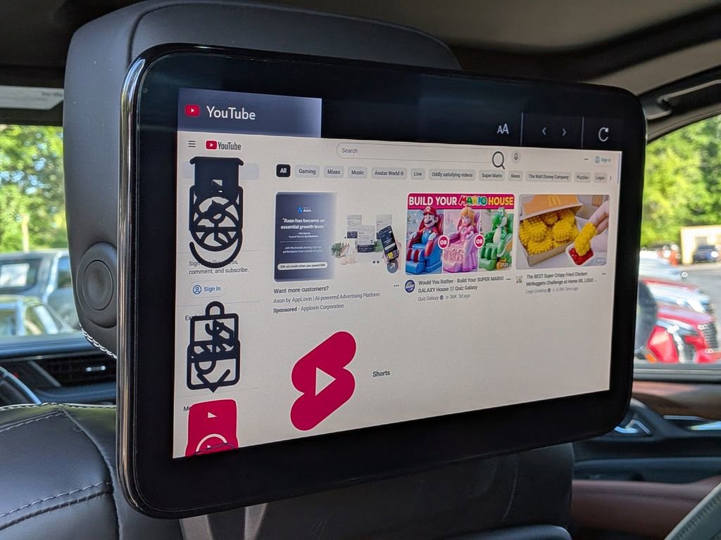 Used 2023 GMC Yukon Denali Ultimate image 15