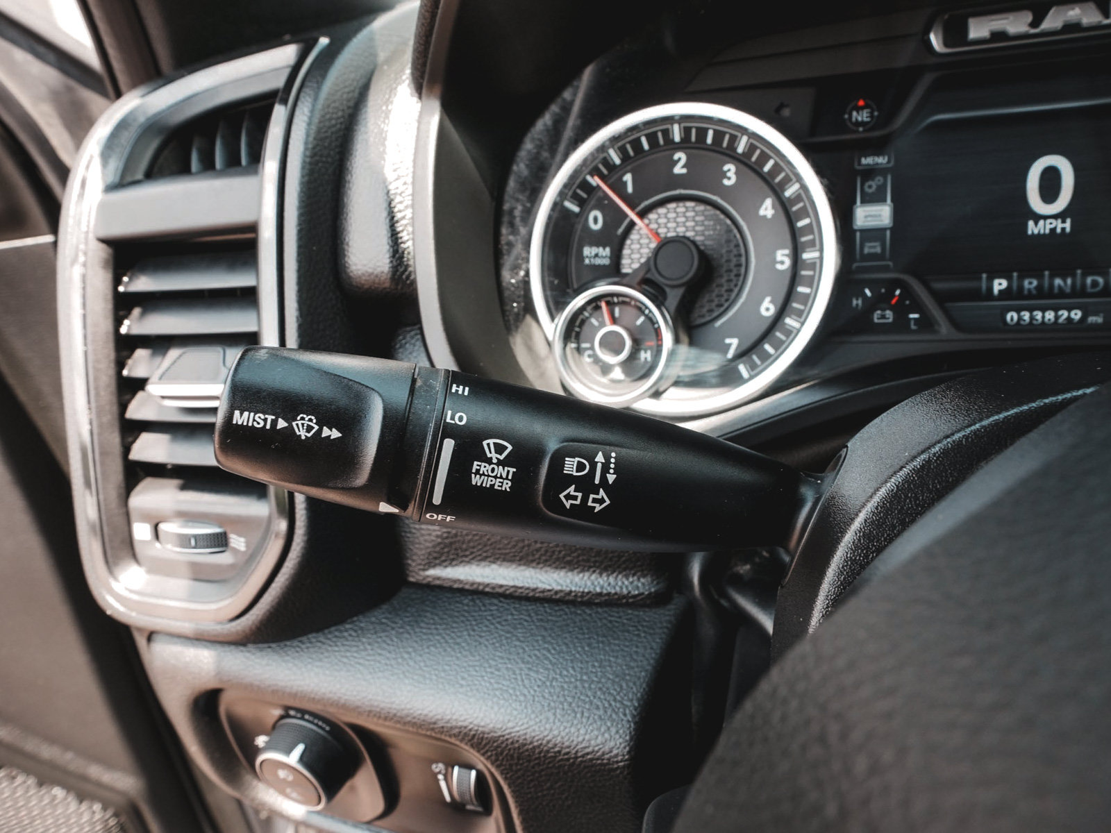 Used 2024 RAM 1500 Big Horn AWD/4WD image 20