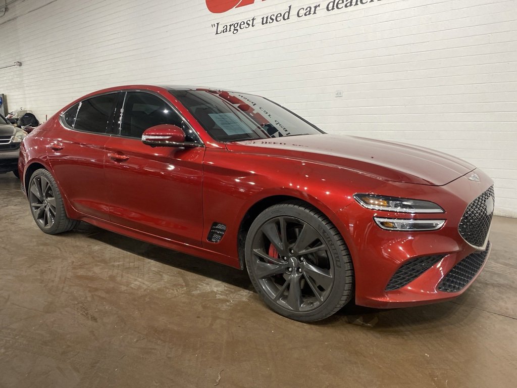 Used 2022 Genesis G70 3.3T image 2