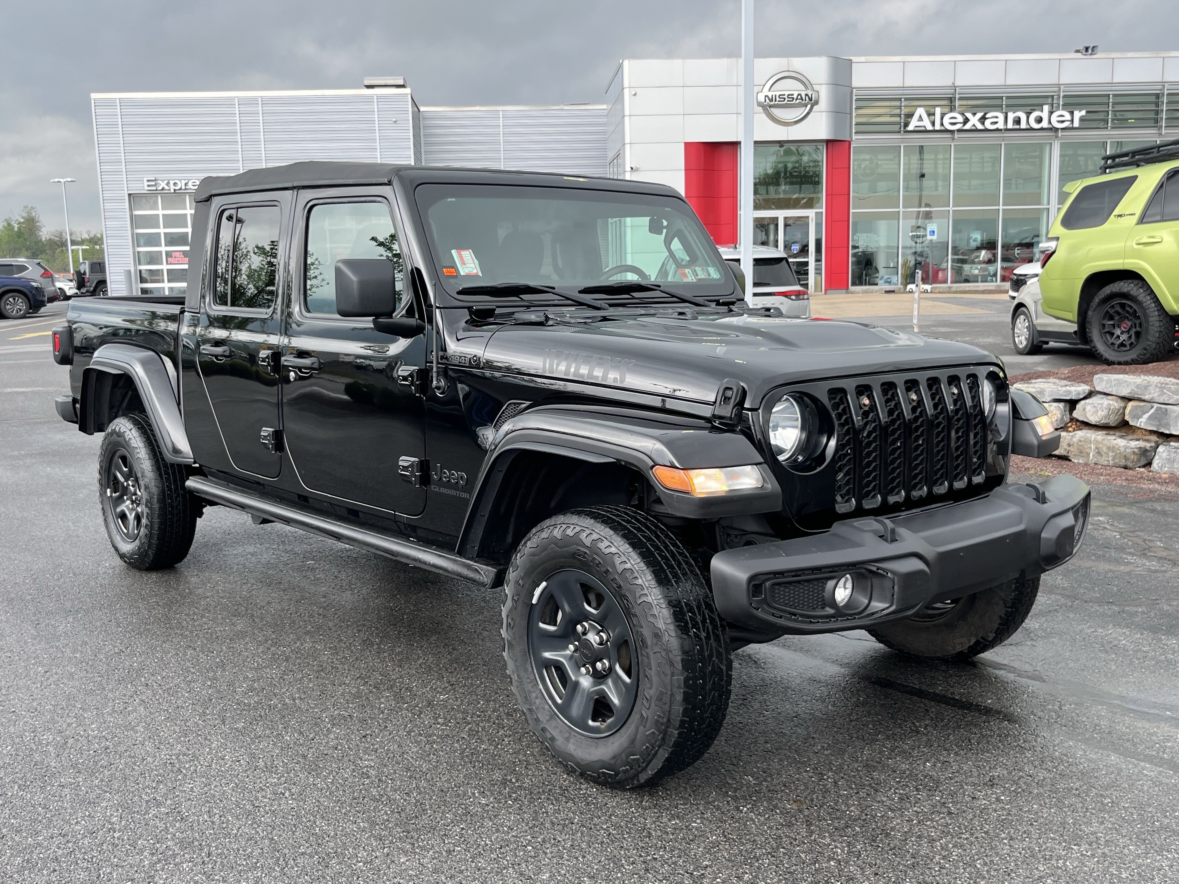 Used 2021 Jeep Gladiator Sport