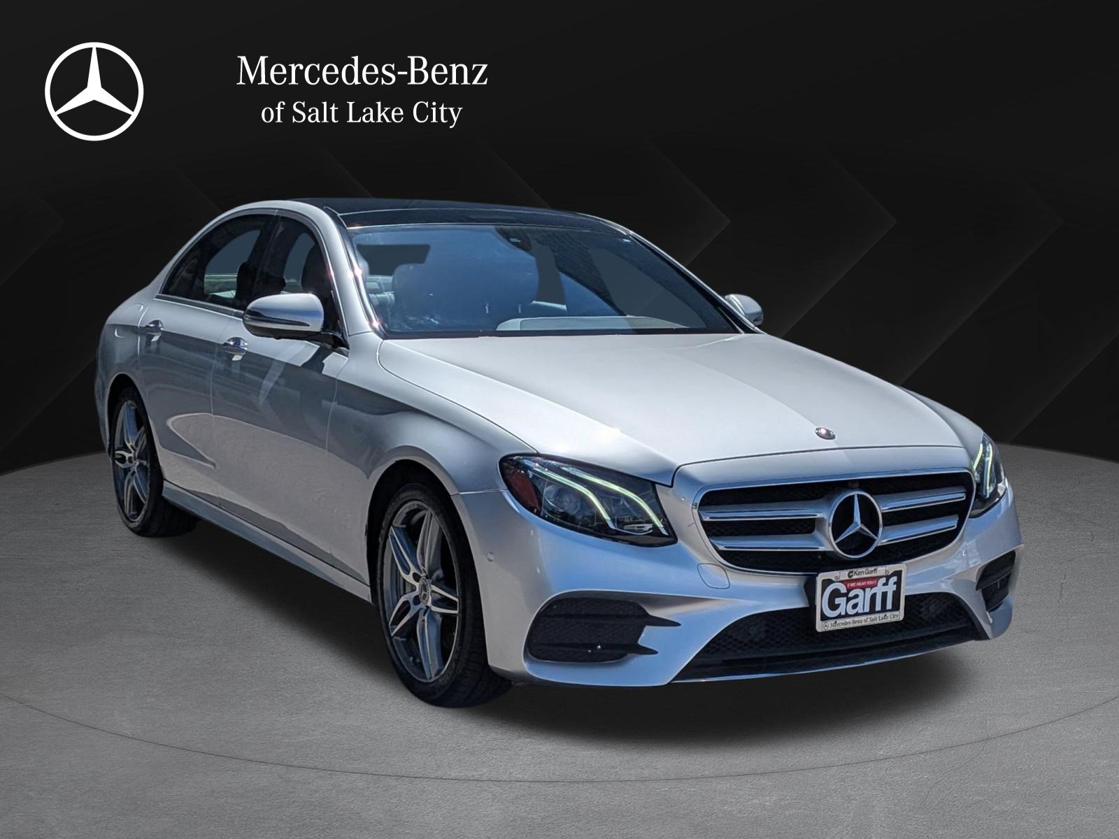 Used 2019 Mercedes-Benz E 300 4MATIC image 1