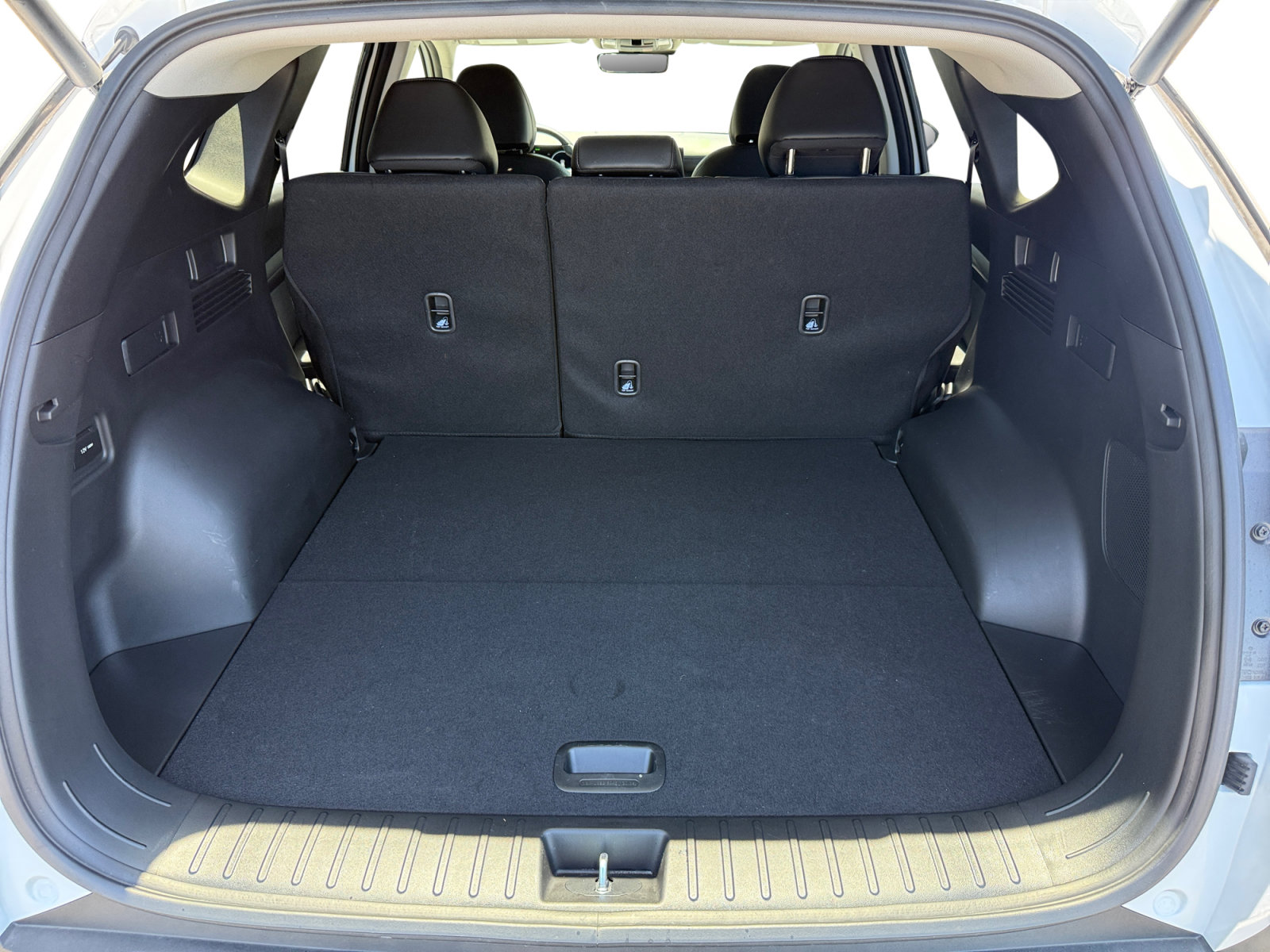 Used 2025 Hyundai Tucson Limited AWD/4WD image 17