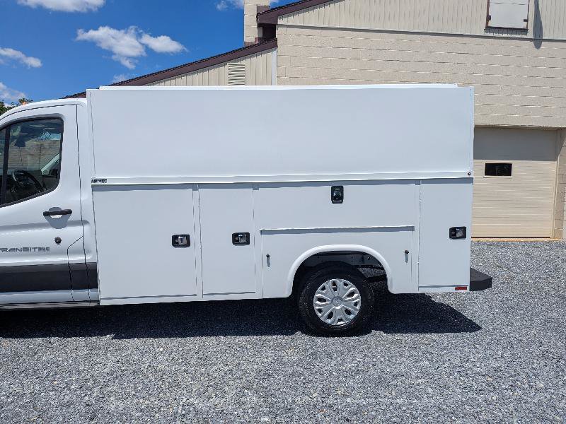 Used 2024 Ford Transit 350 w/ Interior Upgrade Package RWD image 3