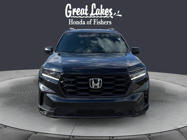 Used 2025 Honda Pilot Sport image 8