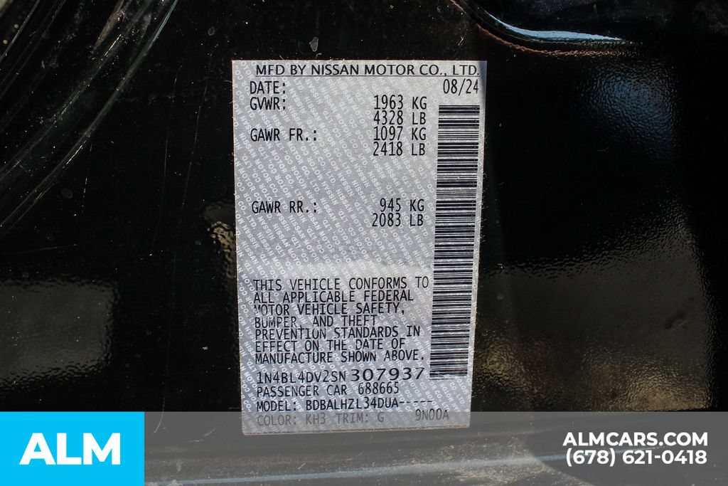 Used 2025 Nissan Altima 2.5 SV FWD image 37