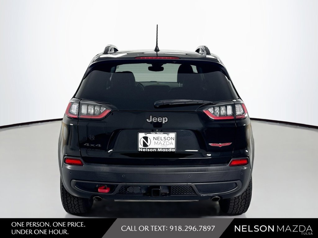 Used 2022 Jeep Cherokee Trailhawk w/ Comfort/Convenience Group AWD/4WD image 6