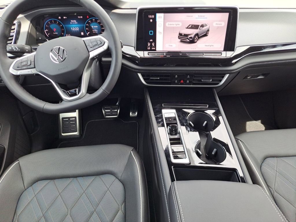 New 2026 Volkswagen Atlas Cross Sport SEL Premium R-Line image 20