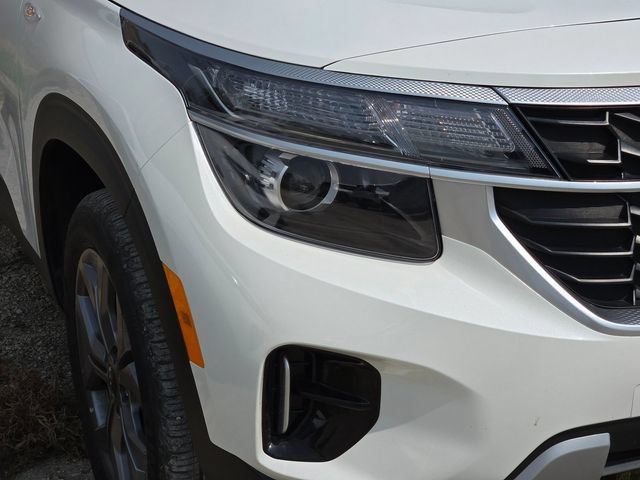 Certified 2026 Kia Seltos LX AWD/4WD image 4