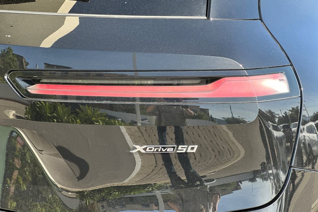 Used 2024 BMW iX xDrive50 w/ Sport Package image 33