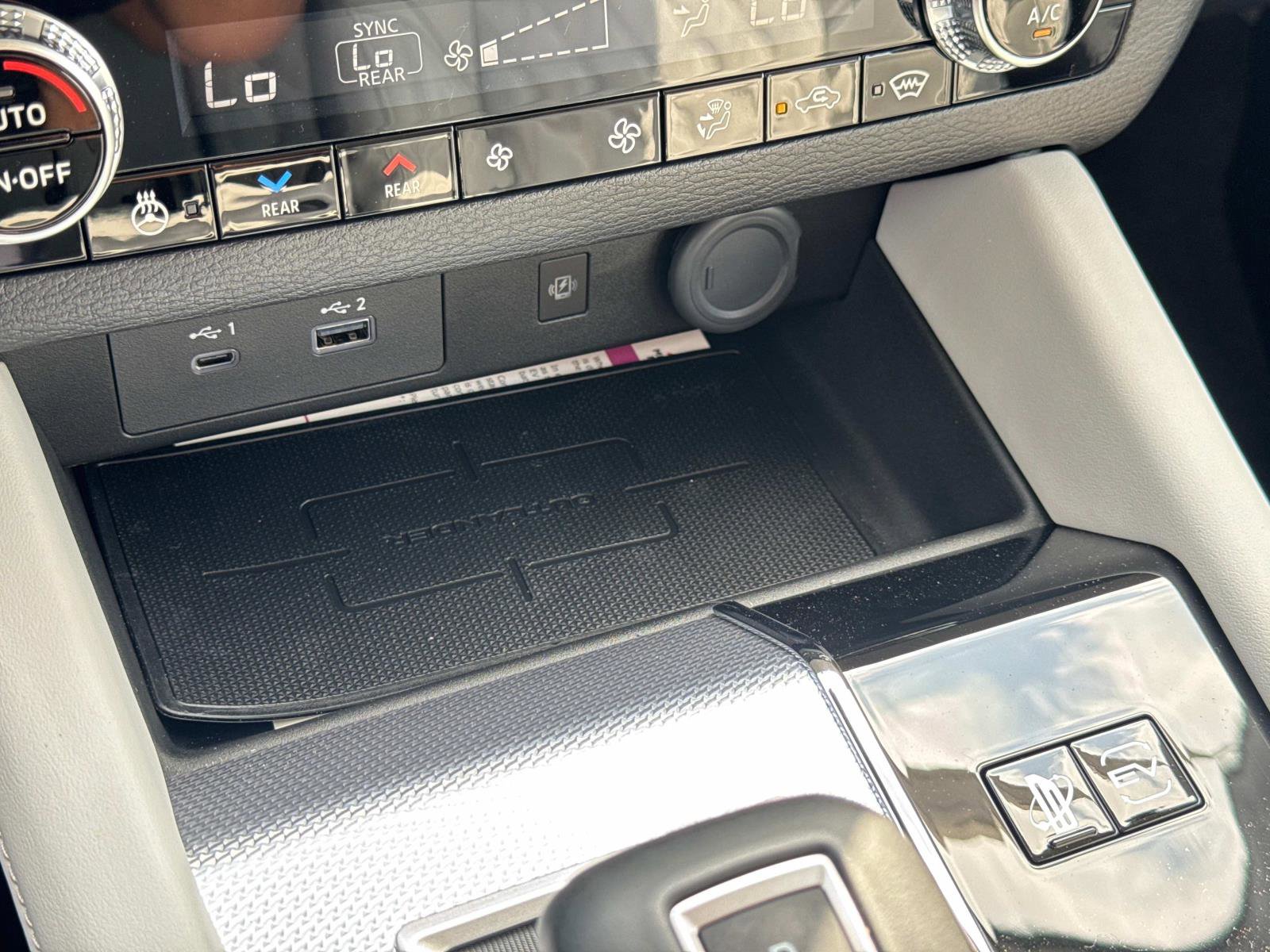 New 2025 Mitsubishi Outlander SEL image 23