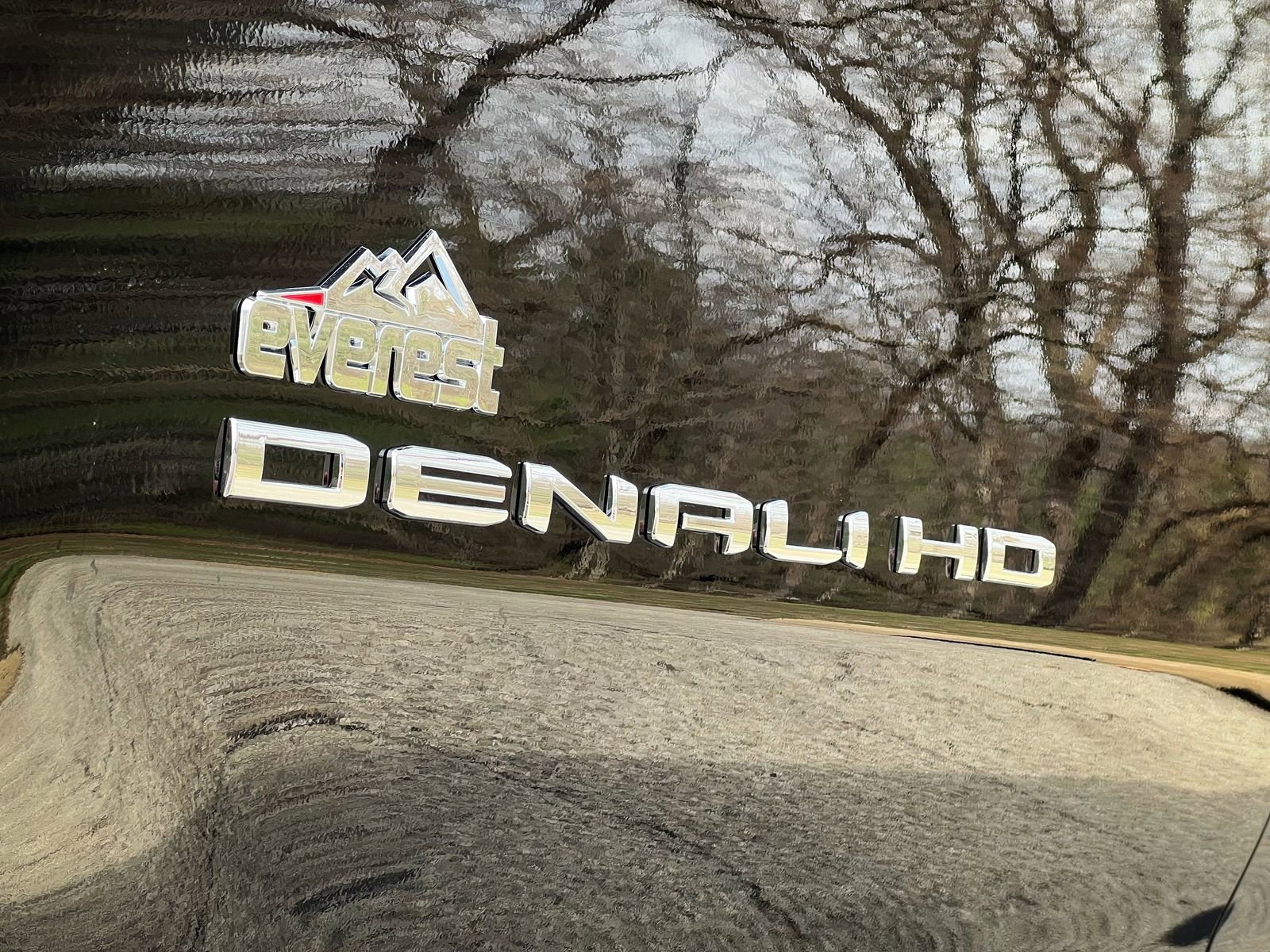 New 2026 GMC Sierra 2500 Denali w/ Denali Reserve Package image 18