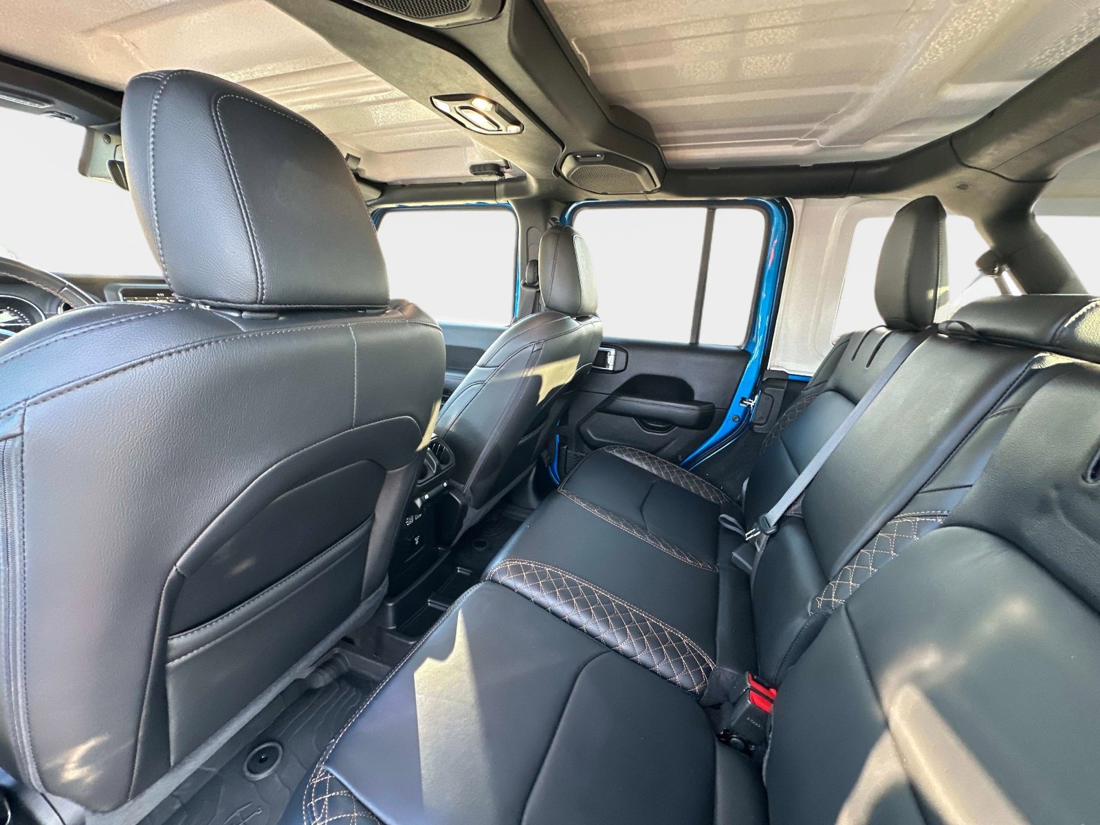 Certified 2022 Jeep Wrangler Unlimited Sahara image 18