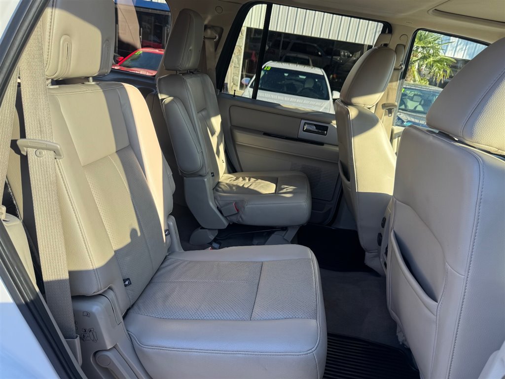 Used 2014 Ford Expedition Limited w/ Equipment Group 301A AWD/4WD image 20