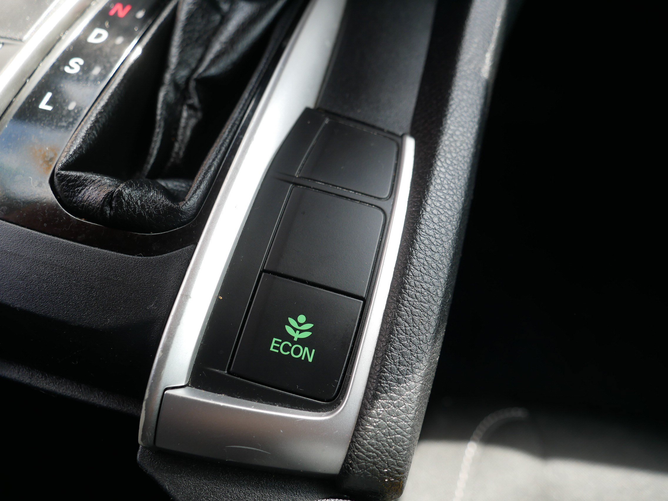 Used 2019 Honda Civic LX image 32