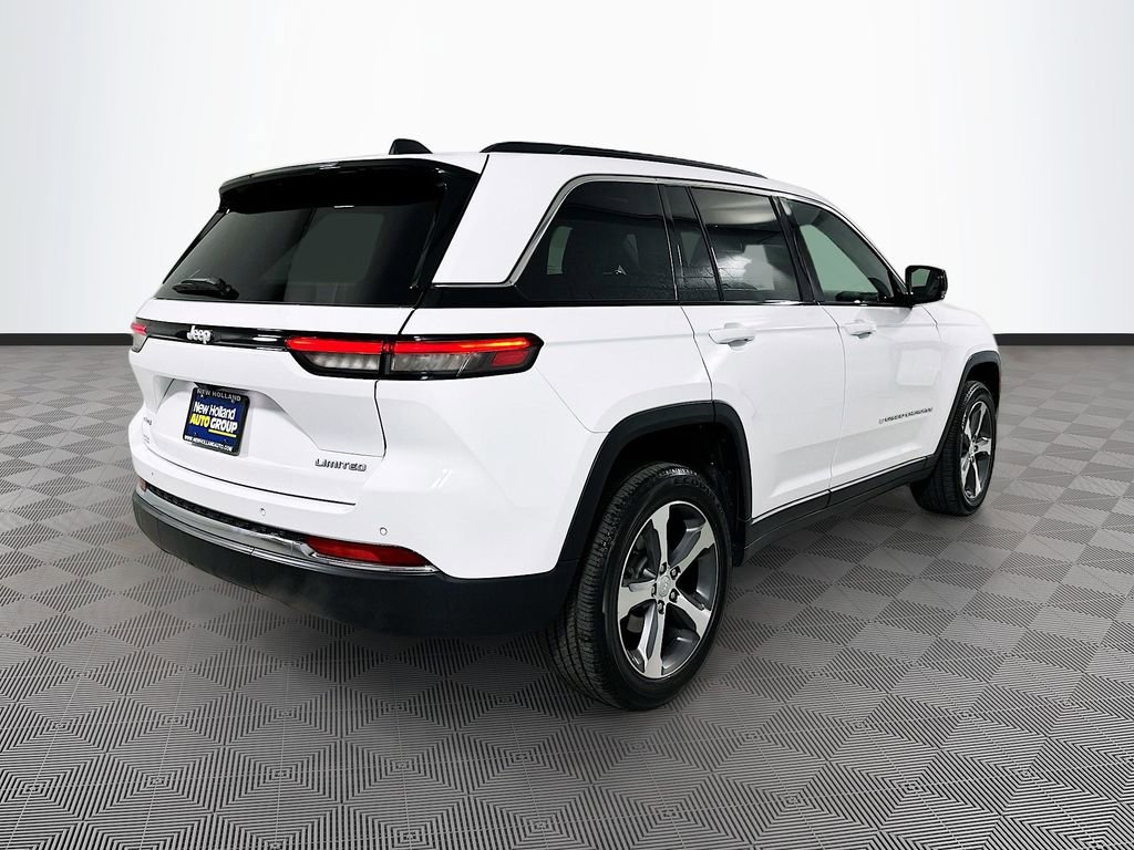 Certified 2024 Jeep Grand Cherokee Limited w/ Trailer Tow Package AWD/4WD image 7