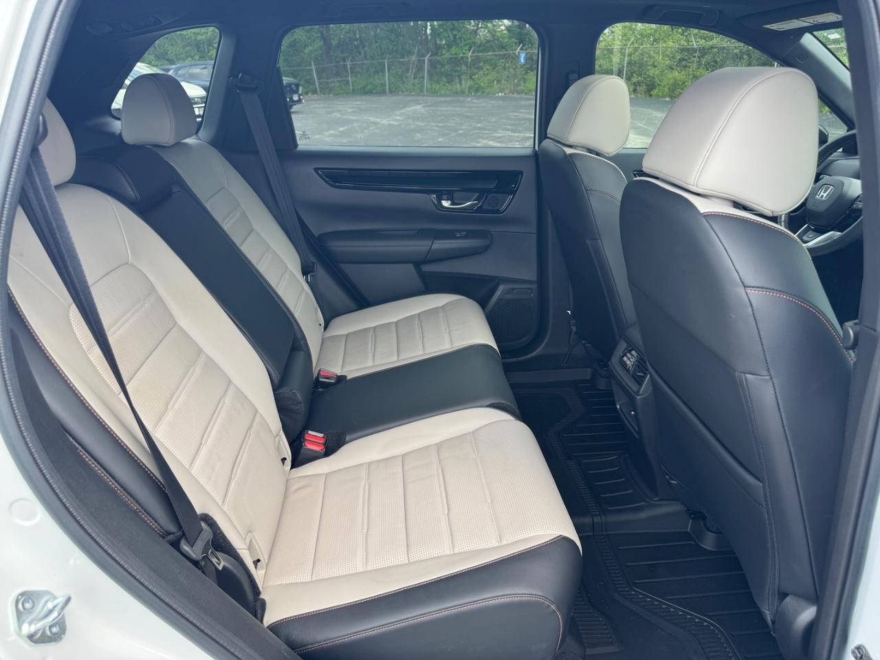 Certified 2023 Honda CR-V Sport Touring image 9