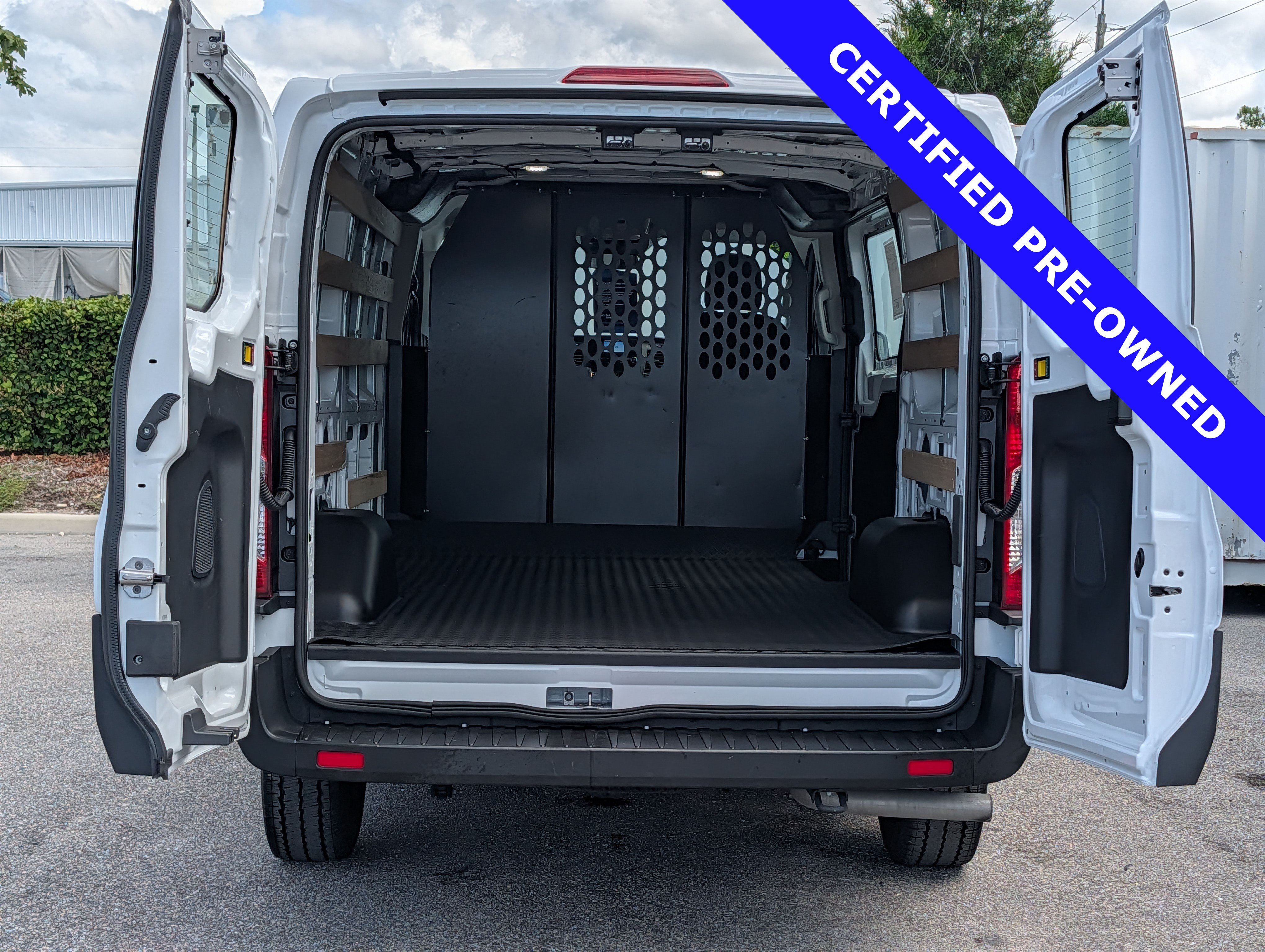 Certified 2025 Ford Transit 250 Low Roof w/ Exterior Upgrade Package RWD image 13