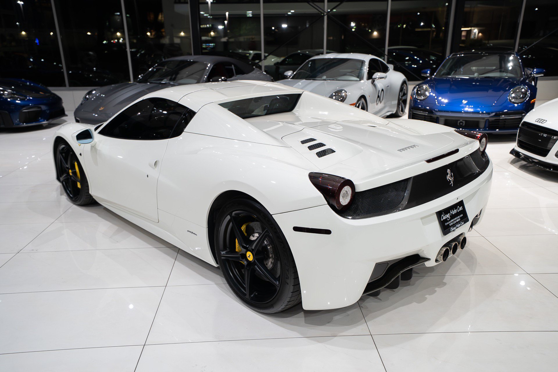 Used 2013 Ferrari 458 Spider RWD image 3
