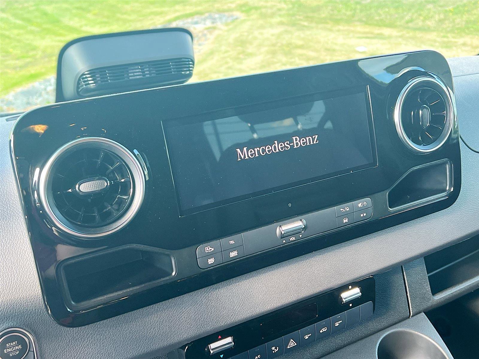 New 2025 Mercedes-Benz Sprinter 2500 image 14